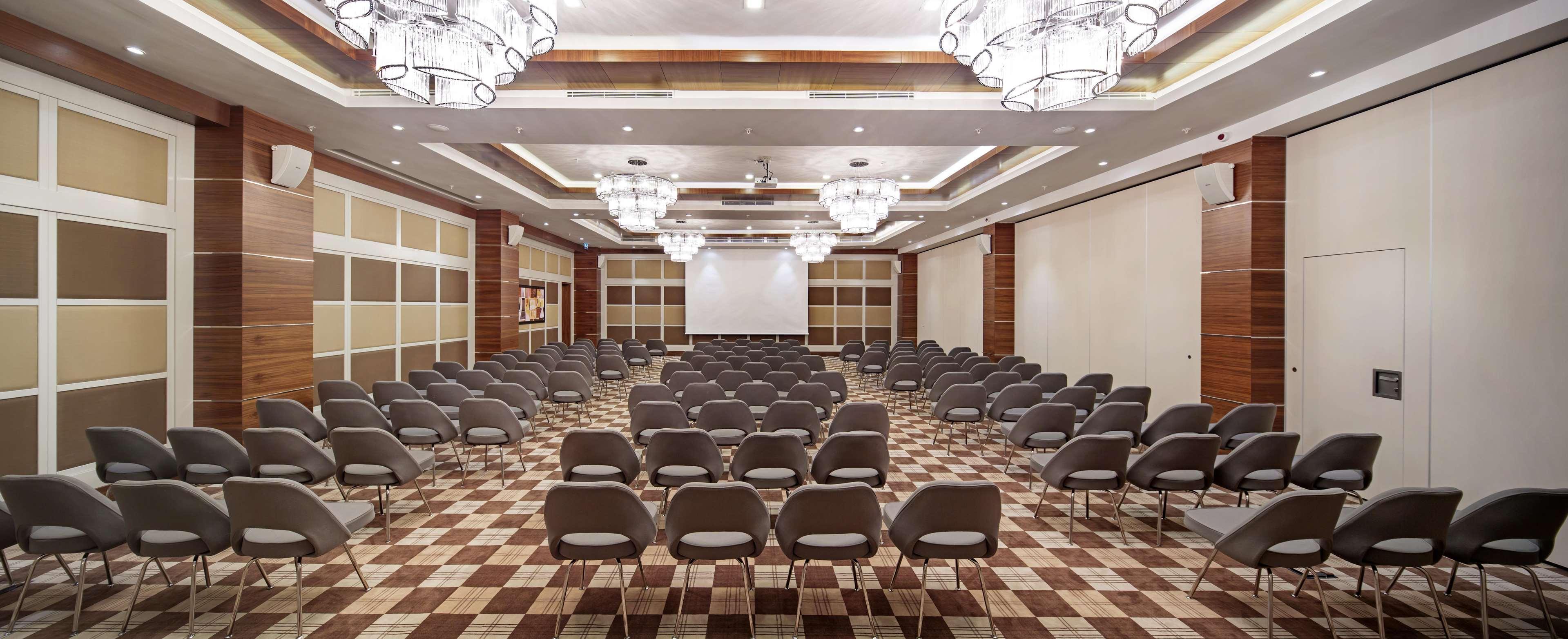 Doubletree By Hilton Kusadası Eksteriør billede