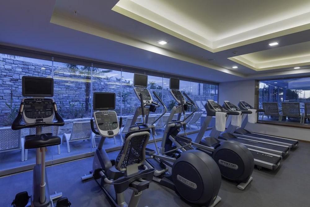 Doubletree By Hilton Kusadası Eksteriør billede
