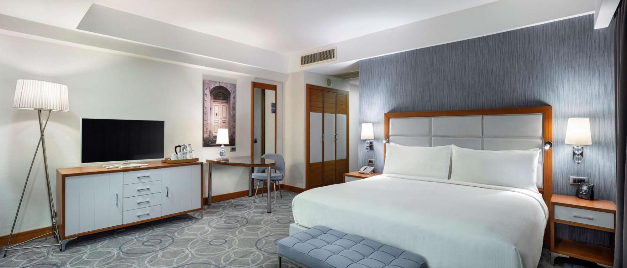 Doubletree By Hilton Kusadası Eksteriør billede